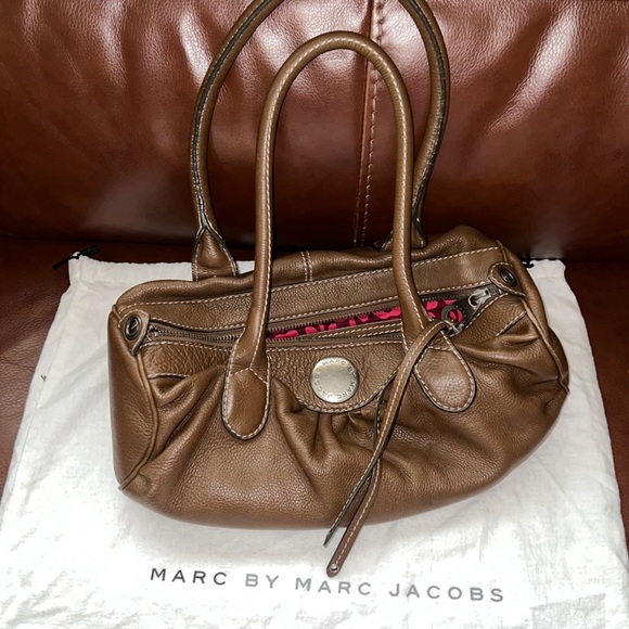 Marc Jacobs bag , medium size in cinnamon color - Picture 1 of 8